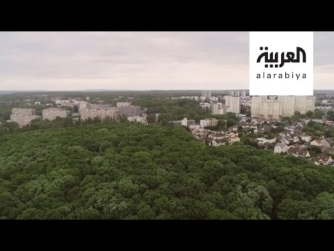 شاهد تداعيات فيروس كورونا المستجد في ضواحي باريس الشعبية