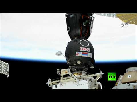 شاهد لحظة التحام سويوز بمحطة الفضاء الدولية بعد أسرع رحلة مأهولة