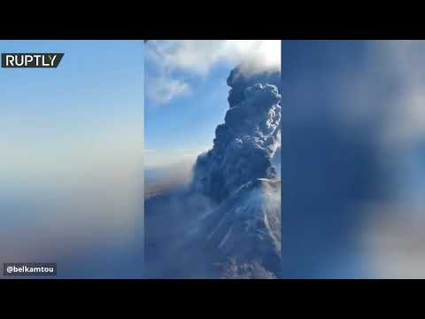 ثوران ثاني بركان في كامتشاتكا الروسية خلال أسبوع